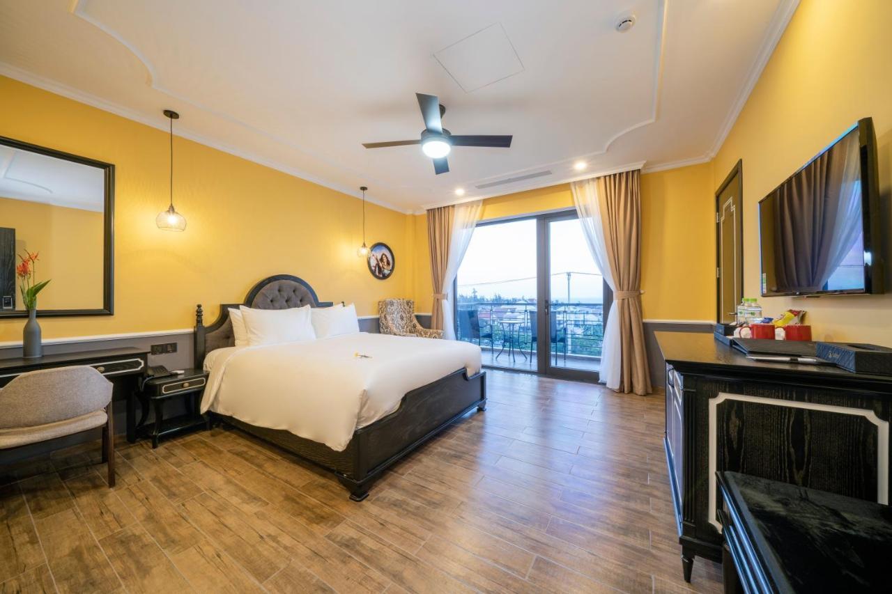 Athenia Boutique & 4* Хойан